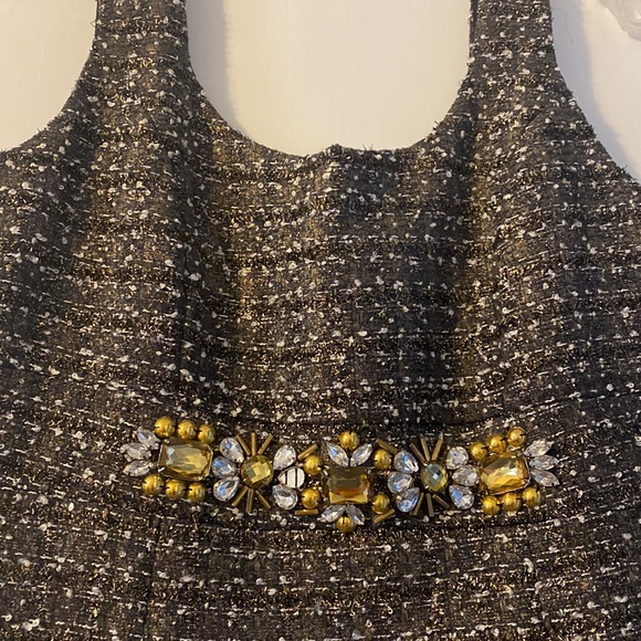 Beautiful dress - Picture 2 of 6